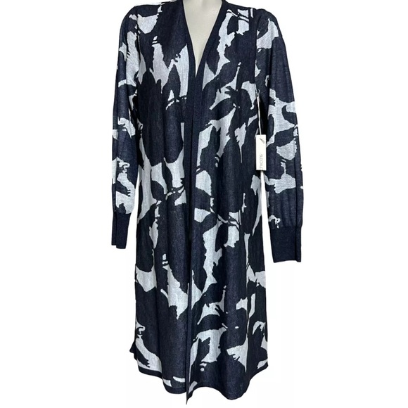CHICO'S DENIM BLUE COASTAL AIR JACQUARD FLORAL CARDIGAN Size Large 2 - Picture 1 of 6